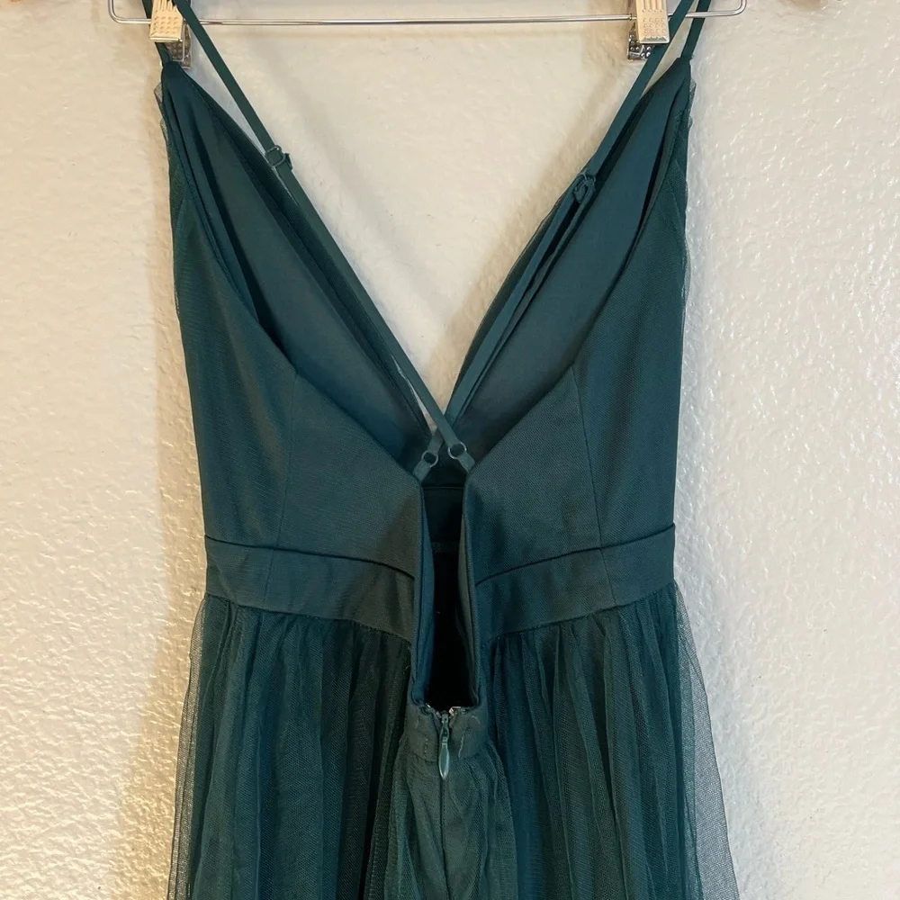 NWOT Lulus Rare Beauty Hunter Green Tulle Backless Maxi Dress